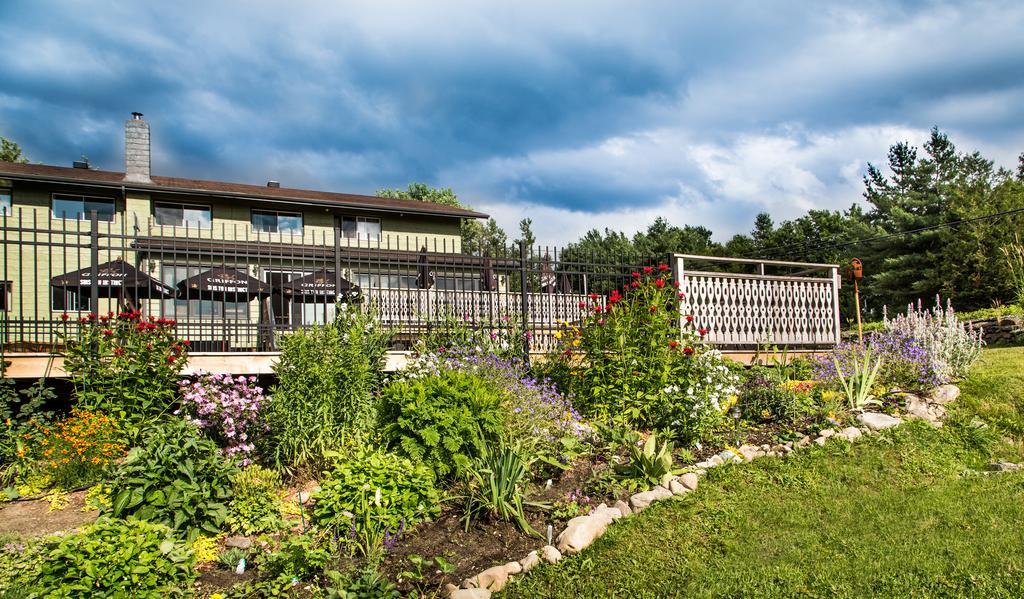 Auberge Des Appalaches Sutton Exterior foto